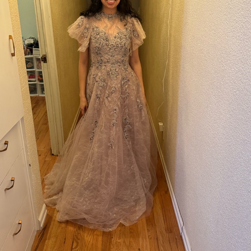 NWT Mac Duggal Mauve Flutter Sleeve Beaded Gown